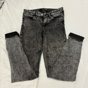 H&M Black Acid Wash Ankle Jeans